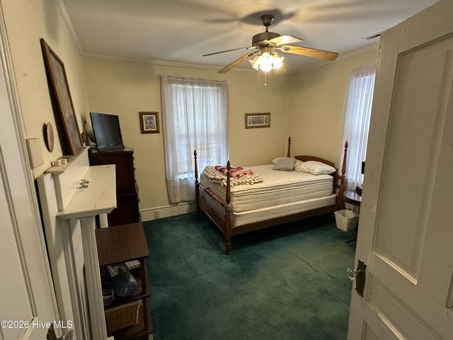 819 S 7th Street, Wilmington, NC 28401