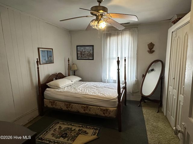 819 S 7th Street, Wilmington, NC 28401