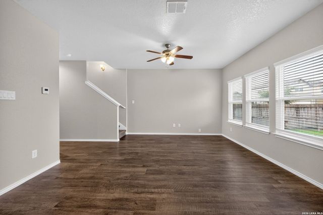 13003 Lineberry Ln, St Hedwig, TX 78152