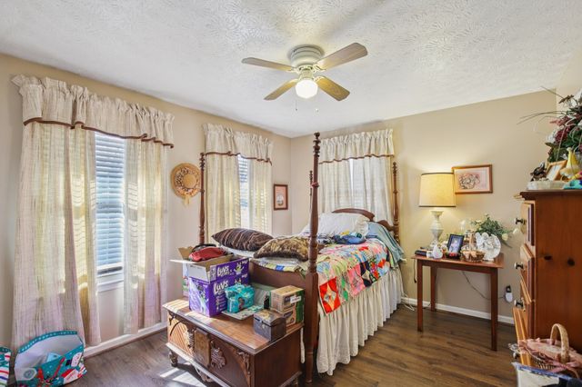 7562 Crow Cut Rd, Fairview, TN 37062