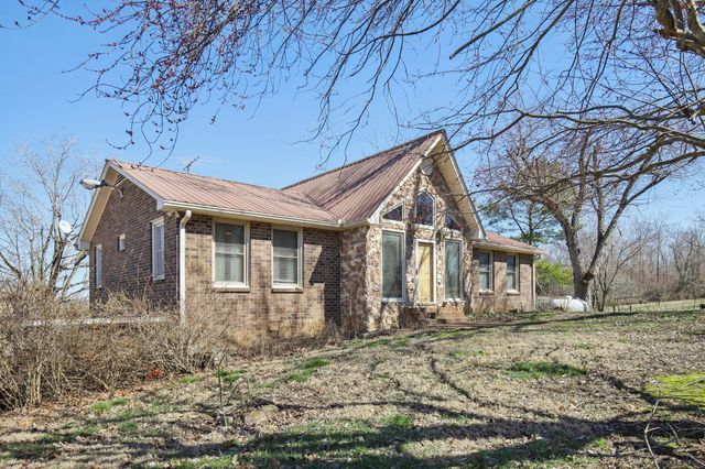 7562 Crow Cut Rd, Fairview, TN 37062