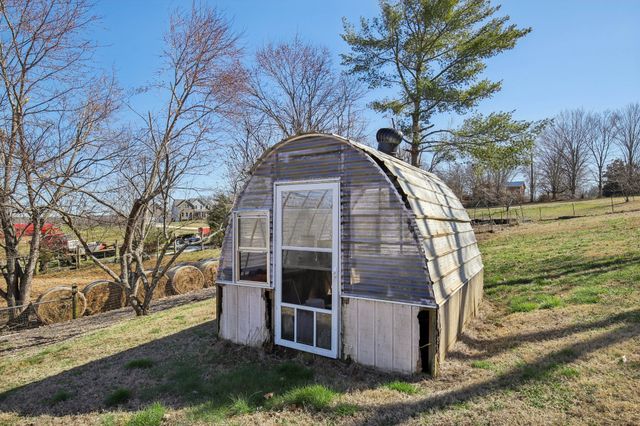 7562 Crow Cut Rd, Fairview, TN 37062