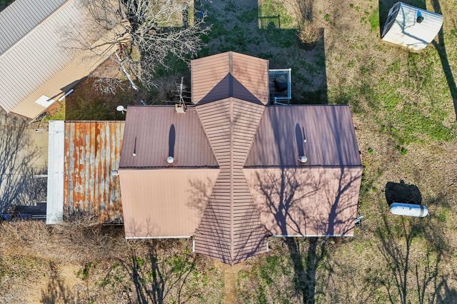 7562 Crow Cut Rd, Fairview, TN 37062