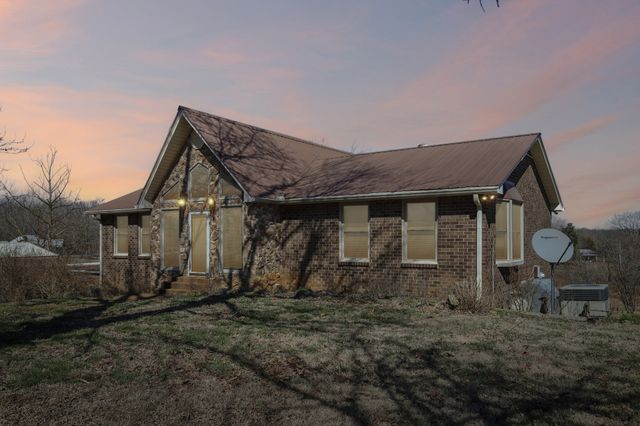 7562 Crow Cut Rd, Fairview, TN 37062