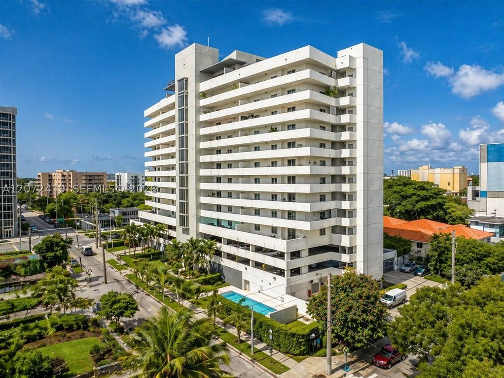 36 NW 6th Ave 805, Miami, FL 33128