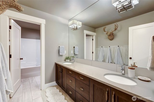 28430 316th Way SE, Ravensdale, WA 98051