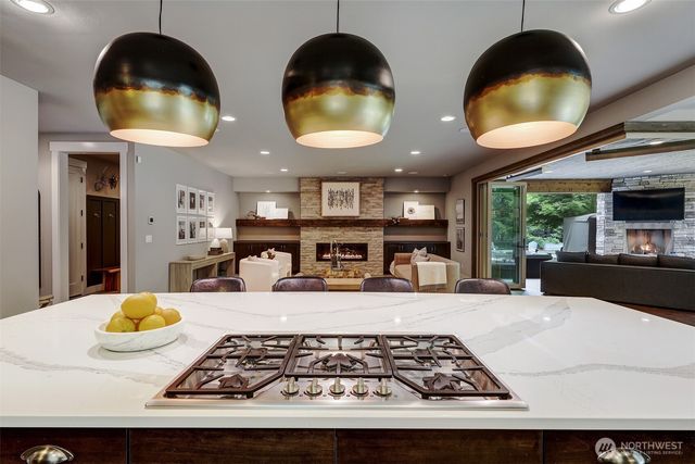 28430 316th Way SE, Ravensdale, WA 98051