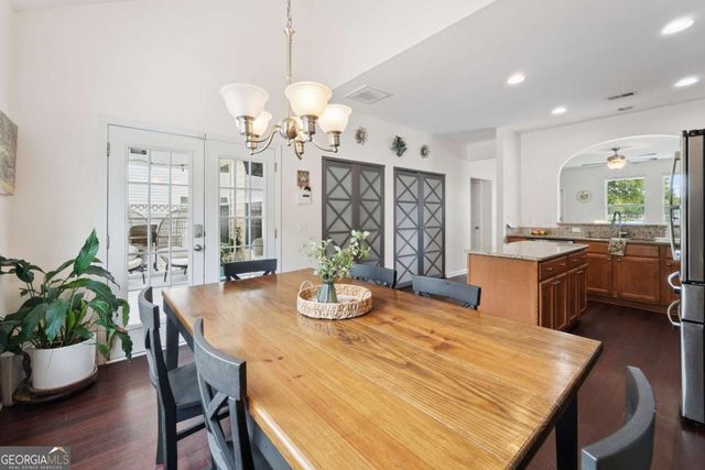 42 Westbourne Way, Savannah, GA 31407