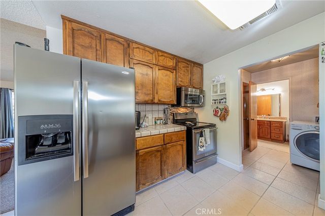 29610 Kit Carson Court, Coarsegold, CA 93614