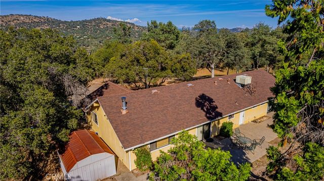 29610 Kit Carson Court, Coarsegold, CA 93614