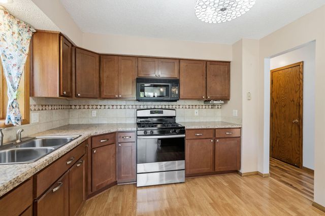 5904 118th Street SE, Delano, MN 55328