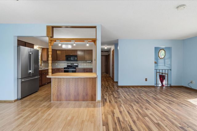 5904 118th Street SE, Delano, MN 55328
