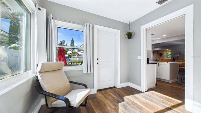 101 N MERCURY AVENUE, Clearwater, FL 33765