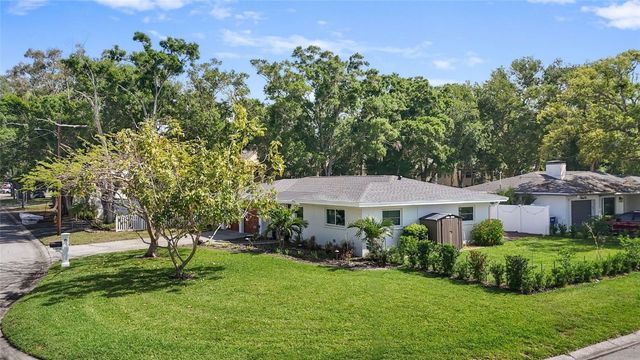 101 N MERCURY AVENUE, Clearwater, FL 33765