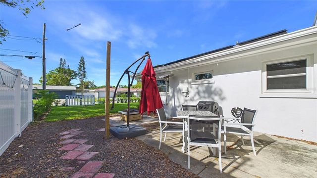 101 N MERCURY AVENUE, Clearwater, FL 33765