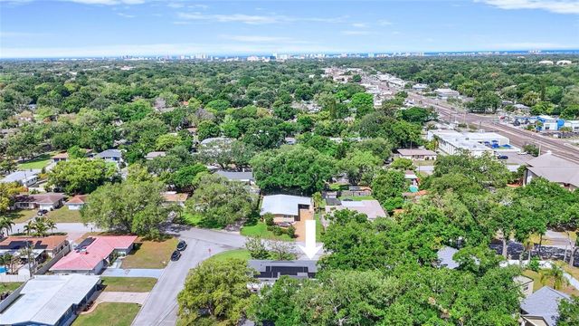 101 N MERCURY AVENUE, Clearwater, FL 33765