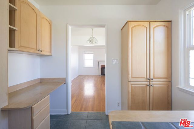 8333 Airlane Avenue, Los Angeles, CA 90045
