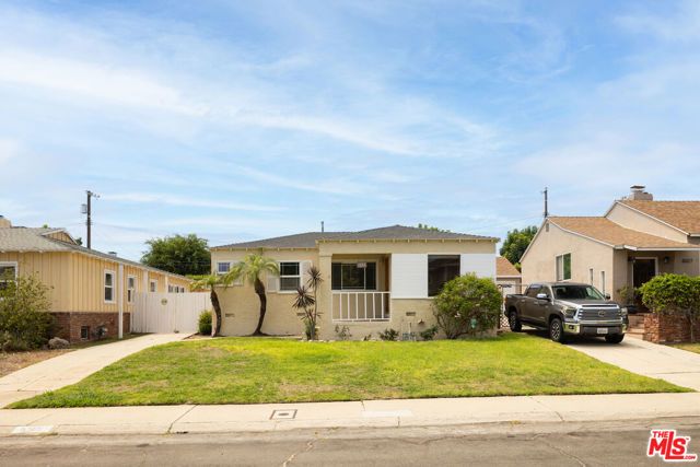 8333 Airlane Avenue, Los Angeles, CA 90045