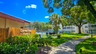 2650 NW 49th Avenue 318, Lauderdale Lakes, FL 33313