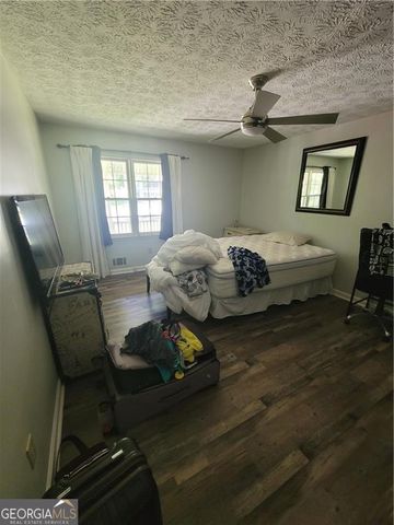 3950 Rocmar Drive, Snellville, GA 30039