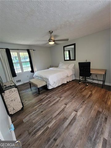 3950 Rocmar Drive, Snellville, GA 30039