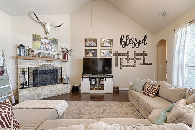 2539 Riverside Drive, Kaufman, TX 75142