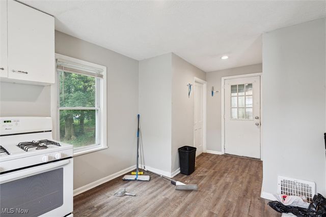 498 Gage Street, Akron, OH 44311