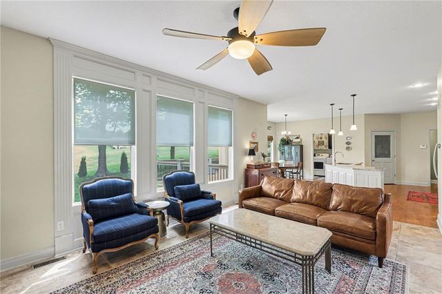 1826 S Jones Court, Independence, MO 64057