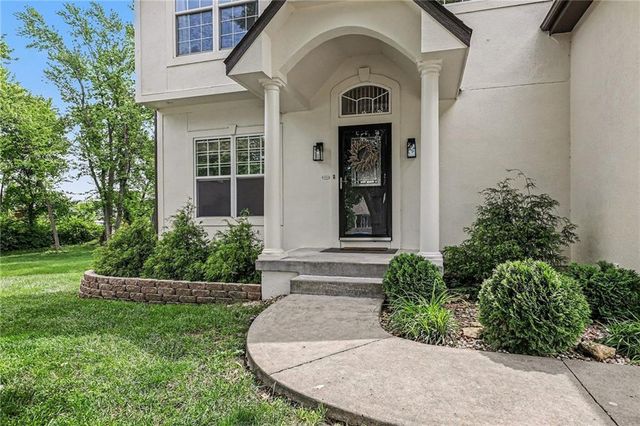 1826 S Jones Court, Independence, MO 64057