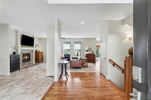 1826 S Jones Court, Independence, MO 64057