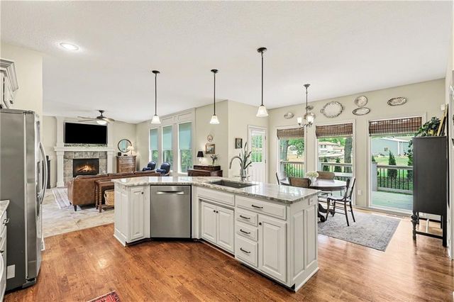 1826 S Jones Court, Independence, MO 64057