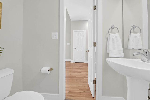 652 E Hobcaw Drive, Mount Pleasant, SC 29464