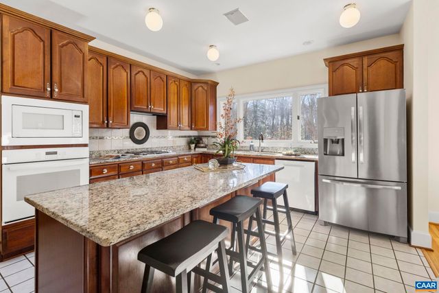 2783 SPRINGFAIRE DR, Goochland, VA 23063