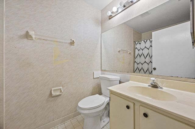 2640 Gately Drive W 1601, West Palm Beach, FL 33415