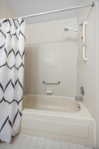 2640 Gately Drive W 1601, West Palm Beach, FL 33415