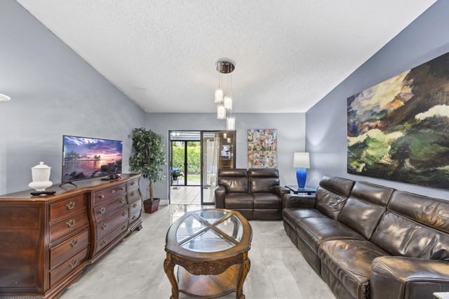 2640 Gately Drive W 1601, West Palm Beach, FL 33415