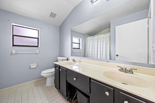 2640 Gately Drive W 1601, West Palm Beach, FL 33415