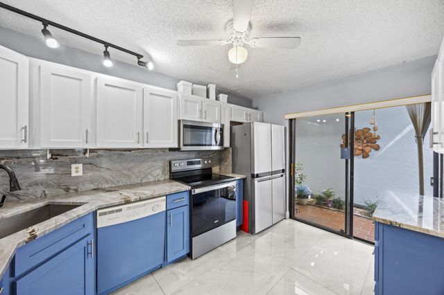 2640 Gately Drive W 1601, West Palm Beach, FL 33415