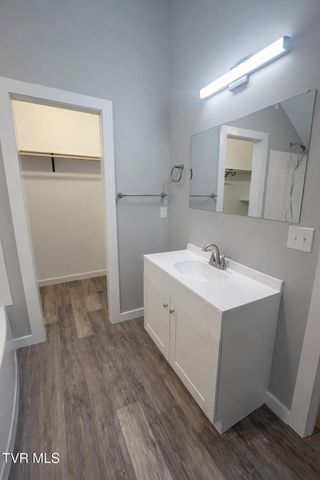 115 Beechnut Street Apt H7, Johnson City, TN 37601