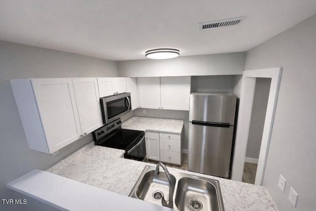 115 Beechnut Street Apt H7, Johnson City, TN 37601