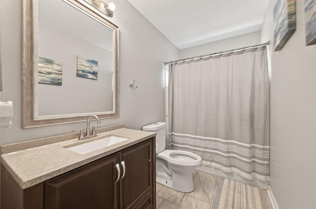 2202 Falling Oaks Road, Houston, TX 77038