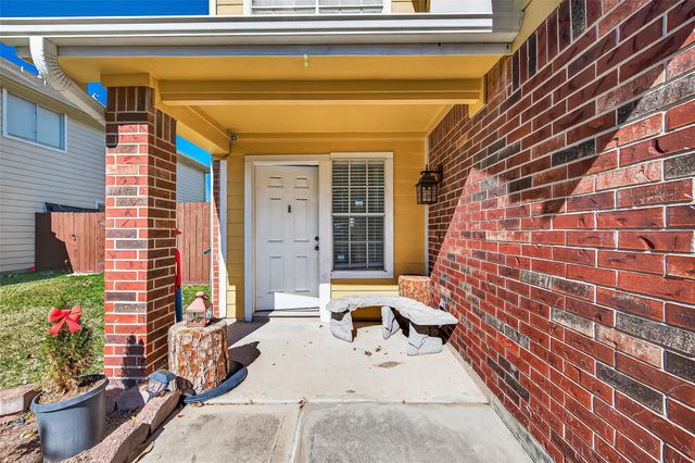 2202 Falling Oaks Road, Houston, TX 77038