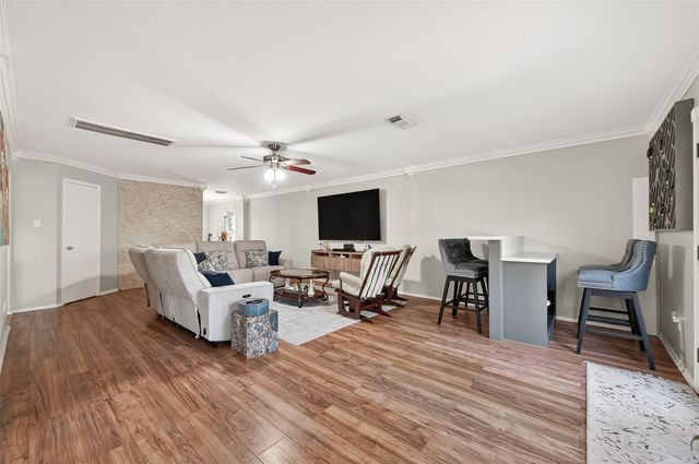 2202 Falling Oaks Road, Houston, TX 77038