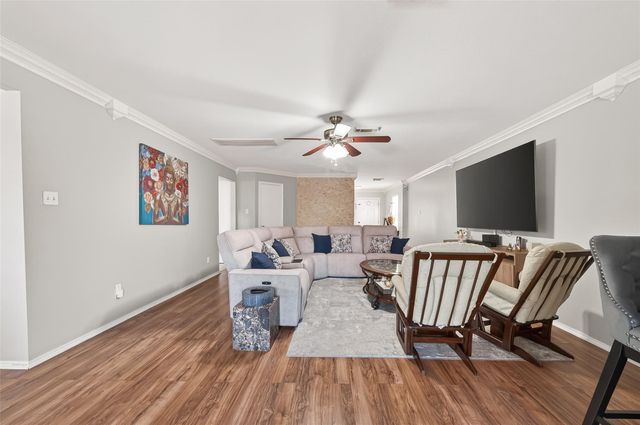 2202 Falling Oaks Road, Houston, TX 77038