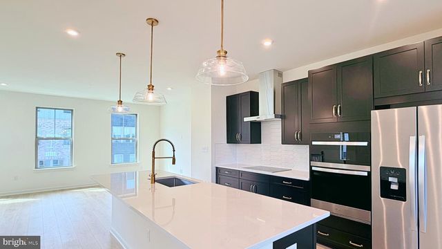43800 MYSTIC MAROON TER, Ashburn, VA 20147