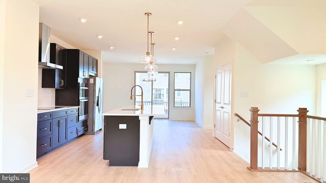 43800 MYSTIC MAROON TER, Ashburn, VA 20147