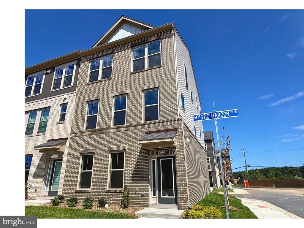 43800 MYSTIC MAROON TER, Ashburn, VA 20147