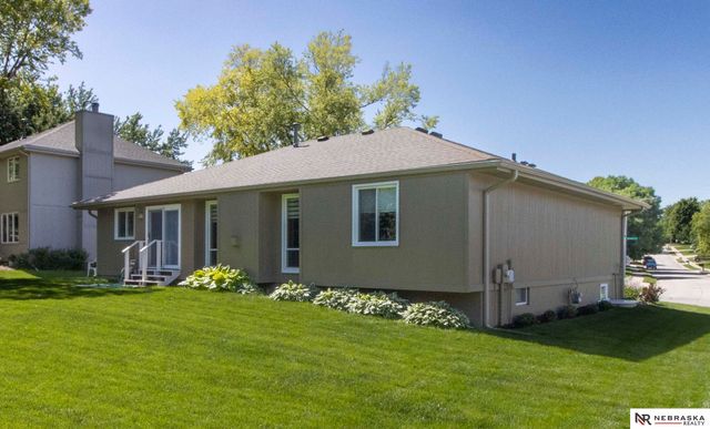 15066 Sherwood Avenue, Omaha, NE 68116