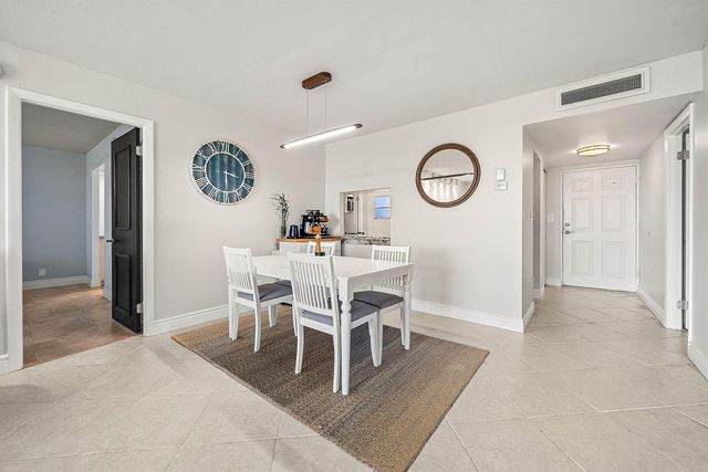 6699 NW 2nd Avenue 415, Boca Raton, FL 33487