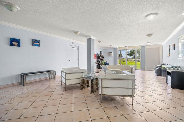 6699 NW 2nd Avenue 415, Boca Raton, FL 33487